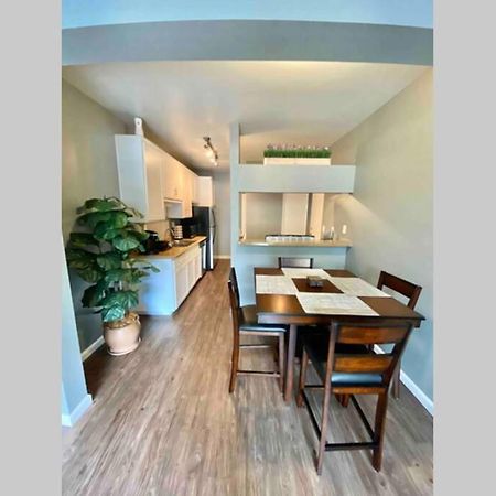 Centrally Located To All San Diego Has To Offer Exterior photo
